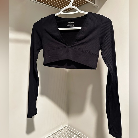 Top - Picture 2 of 2